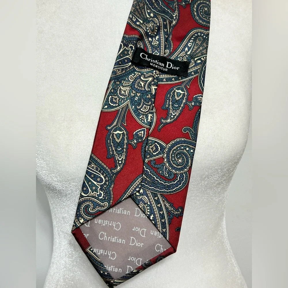 Christian Dior Monsieur 100% Silk Paisley Necktie